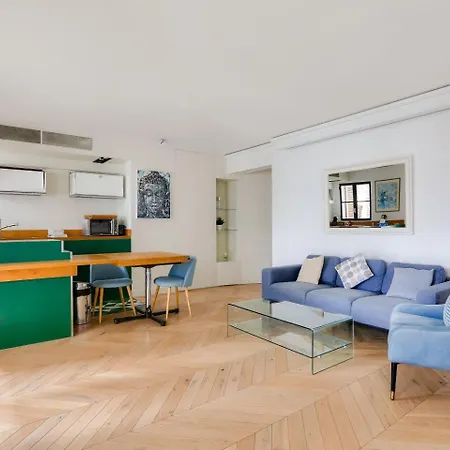 Parisian Luxury St Germain